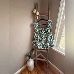 Chic Soul Green and White Floral Ruffle-Sleeve Top